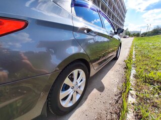 2011 Hyundai Solaris I, серый, 550000 рублей, вид 3