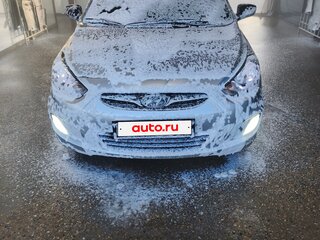 2012 Hyundai Solaris I, серый, 790000 рублей, вид 4