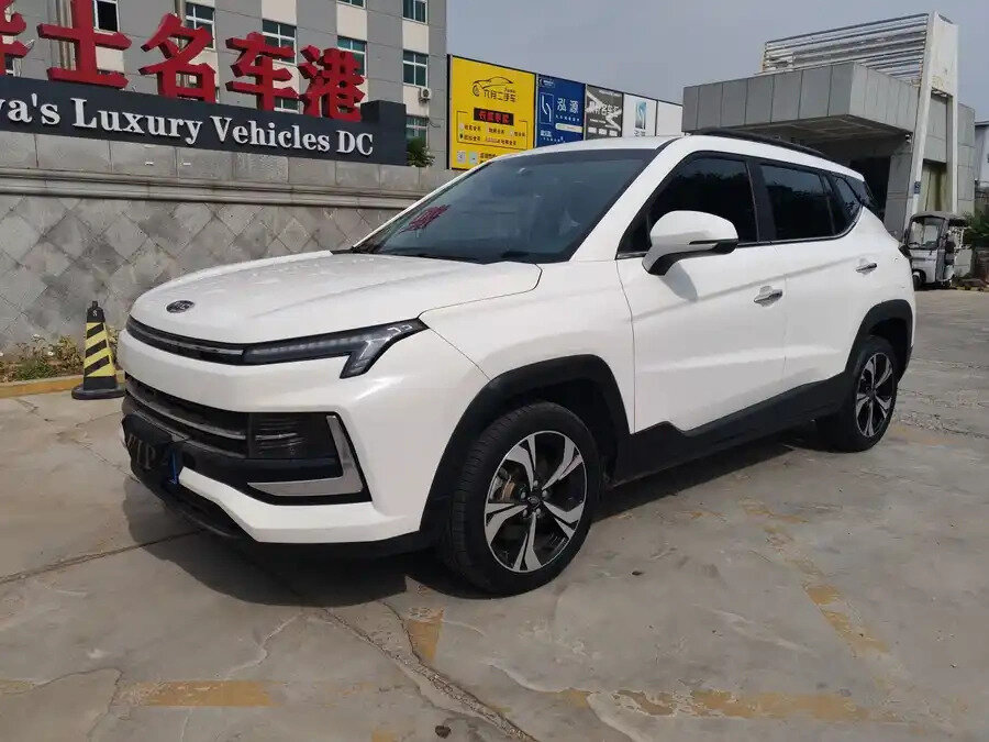 Открыть фотографии: JAC JS4