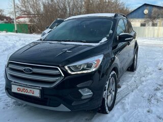 2017 Ford Kuga II Рестайлинг, чёрный, 1900000 рублей, вид 1