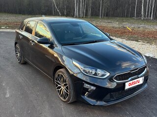 2018 Kia Ceed III, чёрный, 1520000 рублей, вид 2