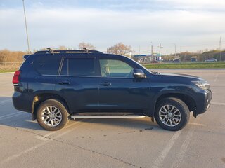 2018 Toyota Land Cruiser Prado 150 Series Рестайлинг 2, синий, 7050000 рублей, вид 4