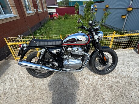 2025 Royal Enfield INT650, серебристый, 640000 рублей, вид 4