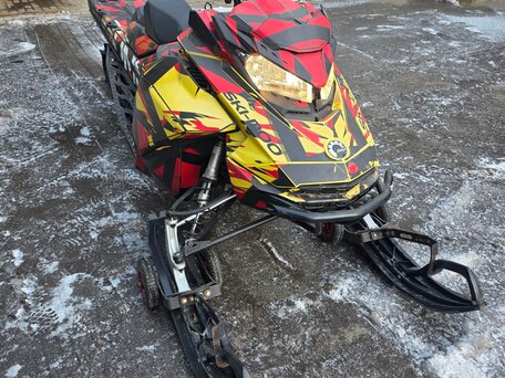 2016 BRP Ski-Doo Summit 850, жёлтый, 880000 рублей, вид 3