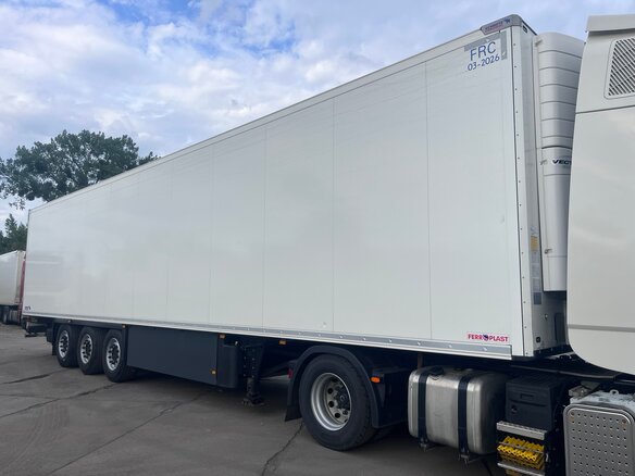 2020 Schmitz Cargobull SKO, белый, 6500000 рублей - вид 2