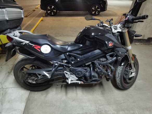 2017 BMW F 800 R, чёрный, 650000 рублей - вид 4