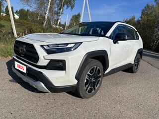 2024 Toyota RAV4 V (XA50), белый, 4400000 рублей, вид 1