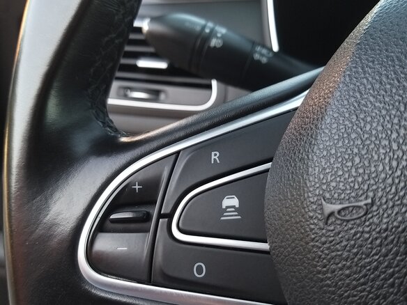 2017 Renault Talisman I, синий, 1575000 рублей - вид 8