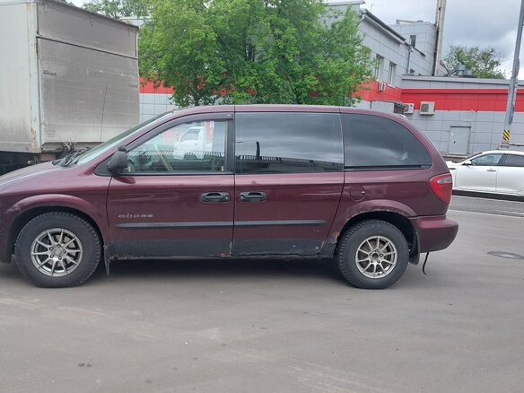 2001 Dodge Caravan 3-speed IV, пурпурный - вид 6