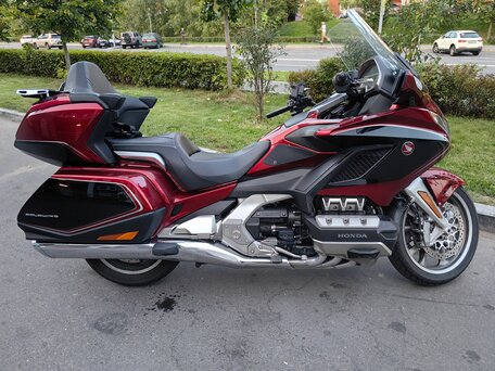 2018 Honda GL 1800 Gold Wing, пурпурный, 2250000 рублей, вид 1