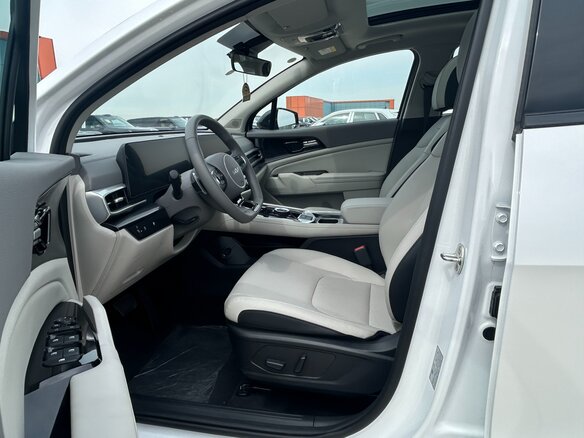 2025 Kia Sportage V, белый, 4134000 рублей - вид 24