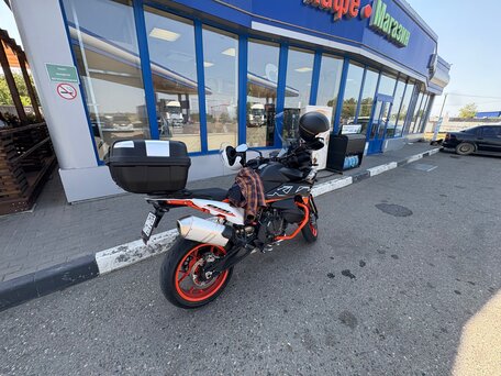 2024 KTM 890 SMT, оранжевый, 1400000 рублей, вид 3