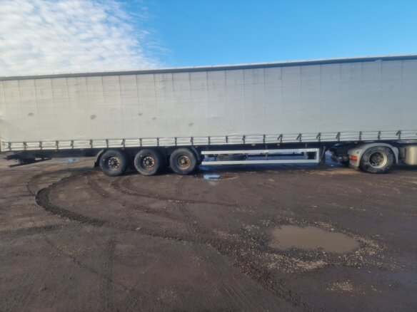2015 Mercedes-Benz Actros, белый, 8000000 рублей - вид 5