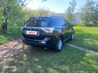 2014 Mitsubishi Outlander III Рестайлинг, чёрный, 1530000 рублей, вид 5