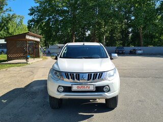 2015 Mitsubishi L200 V, белый, 2480000 рублей, вид 3