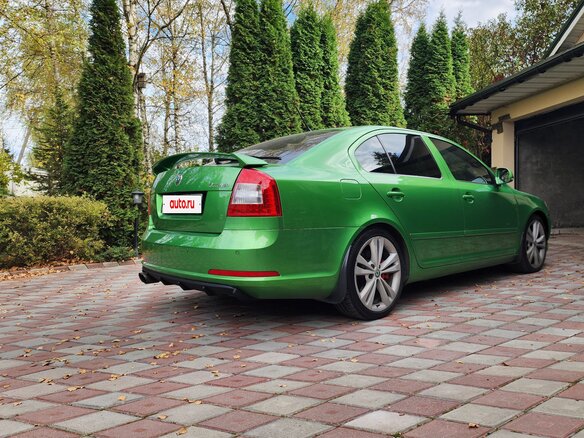 2012 Skoda Octavia RS II Рестайлинг, зелёный, 1770000 рублей - вид 10