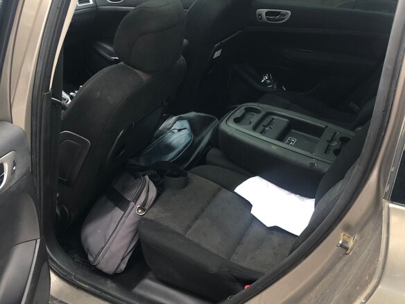 2004 Peugeot 307 5-speed I, серый, 400000 рублей - вид 4
