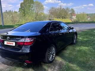2015 Toyota Camry VII (XV50) Рестайлинг, чёрный, 2222000 рублей, вид 2