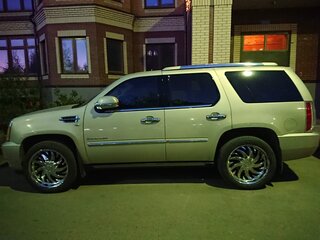 2011 Cadillac Escalade III, золотистый, 1400000 рублей, вид 4