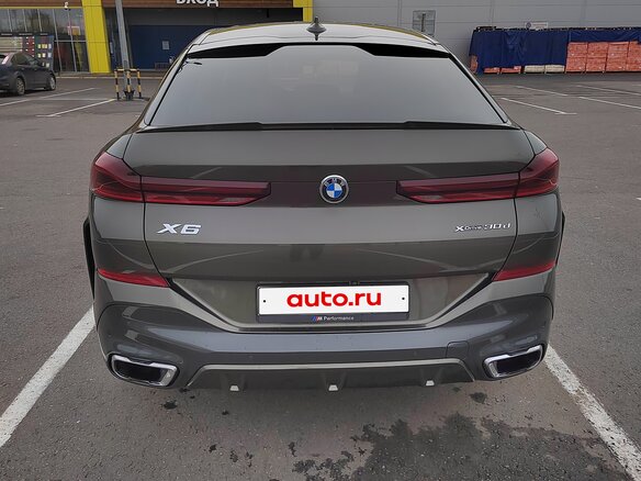 2020 BMW X6 30d III (G06), зелёный, 7000000 рублей - вид 5