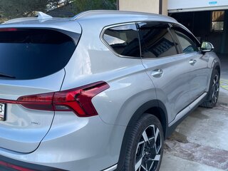 2023 Hyundai Santa Fe IV Рестайлинг, серый, 5200000 рублей, вид 5