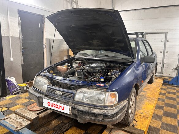 1990 Ford Sierra I Рестайлинг, синий, 165000 рублей - вид 4