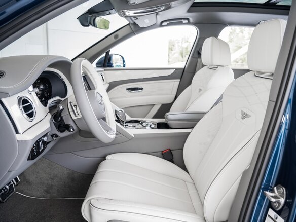 2022 Bentley Bentayga I Рестайлинг, синий, 24440868 рублей - вид 20