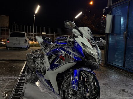 2010 Suzuki GSX-R 750, синий, 330000 рублей, вид 2