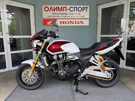 2026 Honda CB 1300, белый, 2699900 рублей, вид 4