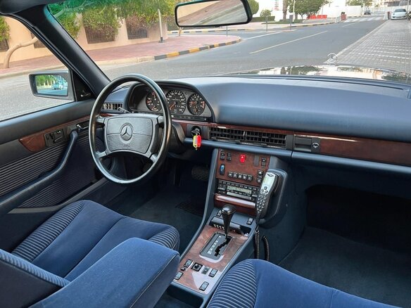 1989 Mercedes-Benz S-Класс 560 II (W126) Рестайлинг, синий, 7000000 рублей - вид 21