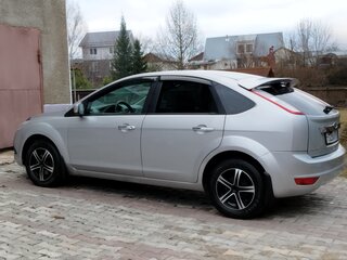2008 Ford Focus II Рестайлинг, серебристый, 775000 рублей, вид 4