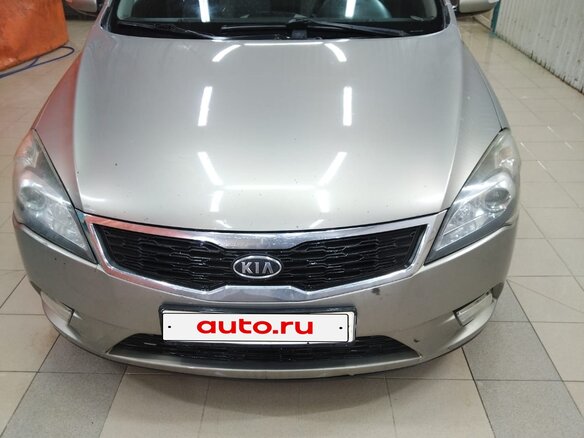 2010 Kia Ceed I Рестайлинг, серебристый, 765000 рублей - вид 2