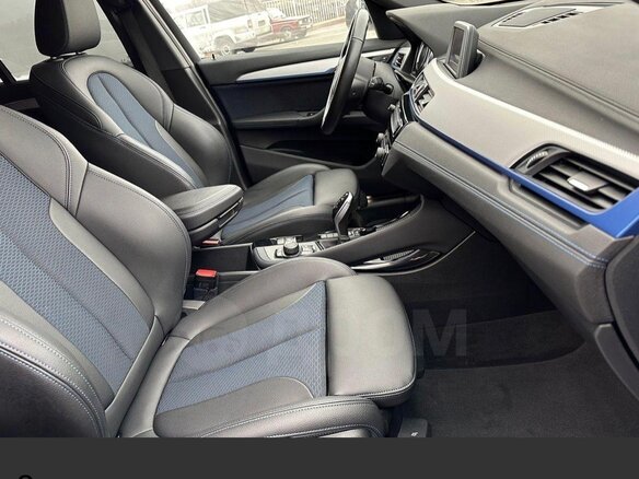 2019 BMW X1 20i xDrive II (F48) Рестайлинг, синий, 2990000 рублей - вид 11