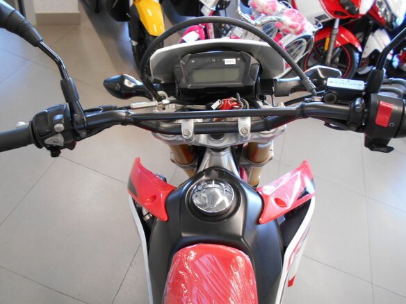 2016 Honda CRF 250L, красный - вид 19