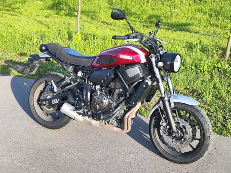 2017 Yamaha XSR700, красный, 630000 рублей, вид 1