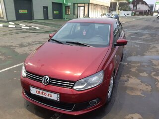 2011 Volkswagen Polo V, красный, 980000 рублей, вид 2