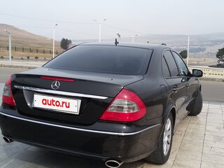 2008 Mercedes-Benz E-Класс 230 III (W211, S211) Рестайлинг, чёрный, 1200000 рублей, вид 3