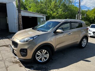 2017 Kia Sportage IV, коричневый, 1700000 рублей, вид 3