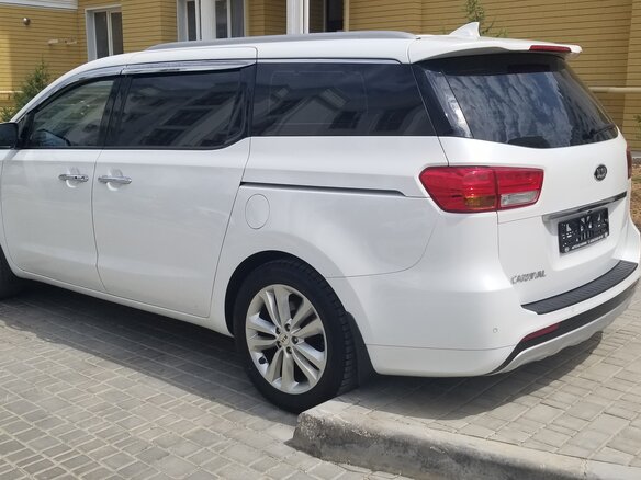 2017 Kia Carnival III, белый - вид 5