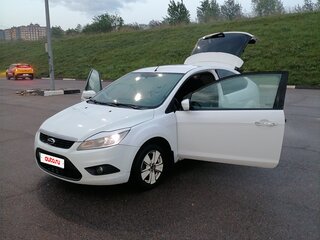 2008 Ford Focus II Рестайлинг, белый, 430000 рублей, вид 1
