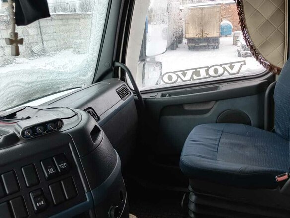 2007 Volvo FH, белый, 3340000 рублей - вид 16