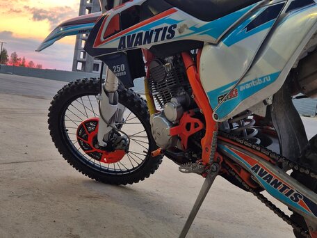 2018 Avantis Enduro 250, белый, 150000 рублей, вид 1