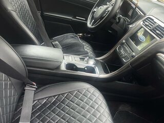 2017 Ford Fusion (North America) II Рестайлинг, белый, 1350000 рублей, вид 3
