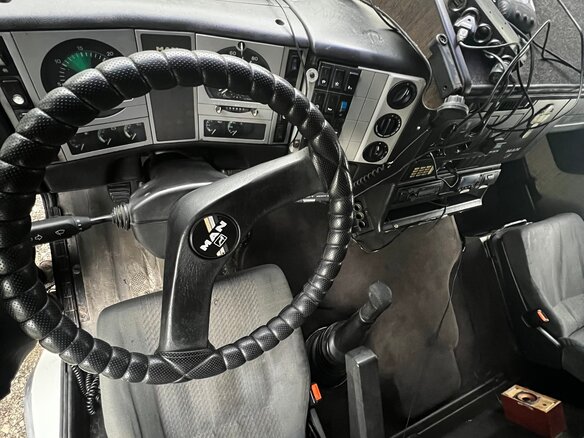 1999 MAN F 2000, белый, 2175000 рублей - вид 6