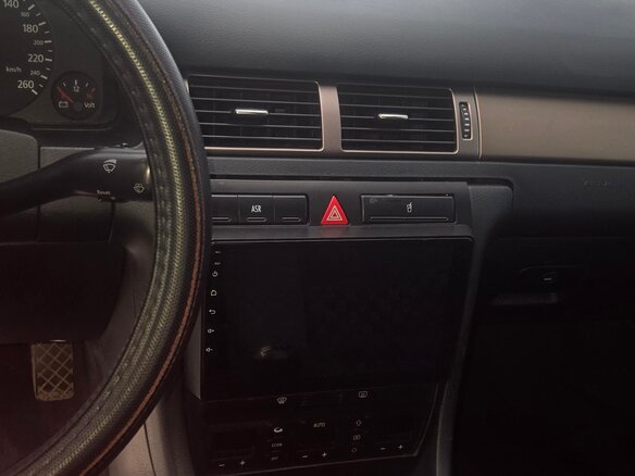 1998 Audi A6 II (C5), чёрный, 530000 рублей - вид 5