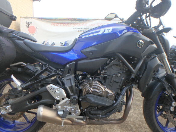 2017 Yamaha MT-07 (FZ-07), синий, 720000 рублей - вид 16