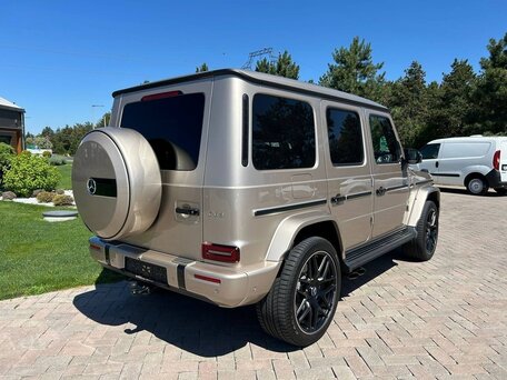 2025 Mercedes-Benz G-Класс AMG 63 AMG II (W465) Рестайлинг, золотистый, 27366994 рублей, вид 4