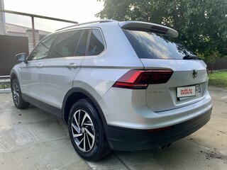 2019 Volkswagen Tiguan II, серебристый, 3300000 рублей, вид 5