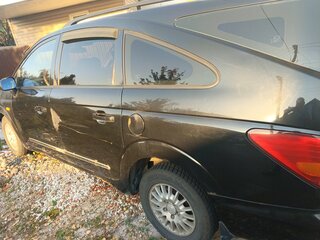 2008 SsangYong Rodius I Рестайлинг, чёрный, 550000 рублей, вид 3