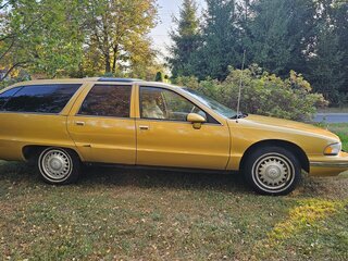 1992 Buick Roadmaster VIII, золотистый, 600000 рублей, вид 3